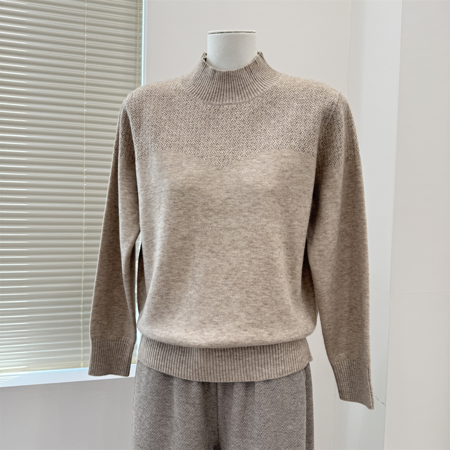 中老年圆领女士秋款毛衣