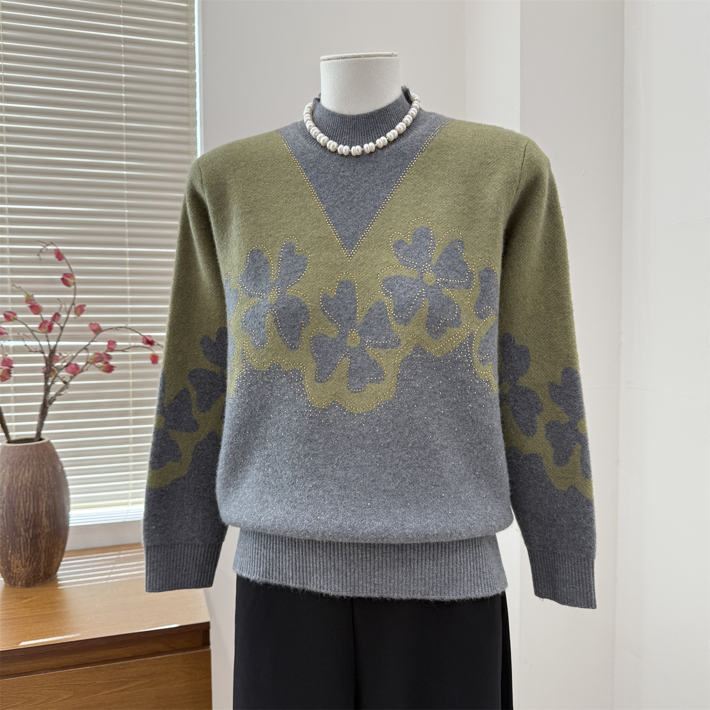 妈妈秋装针织衫新款半高领毛衣