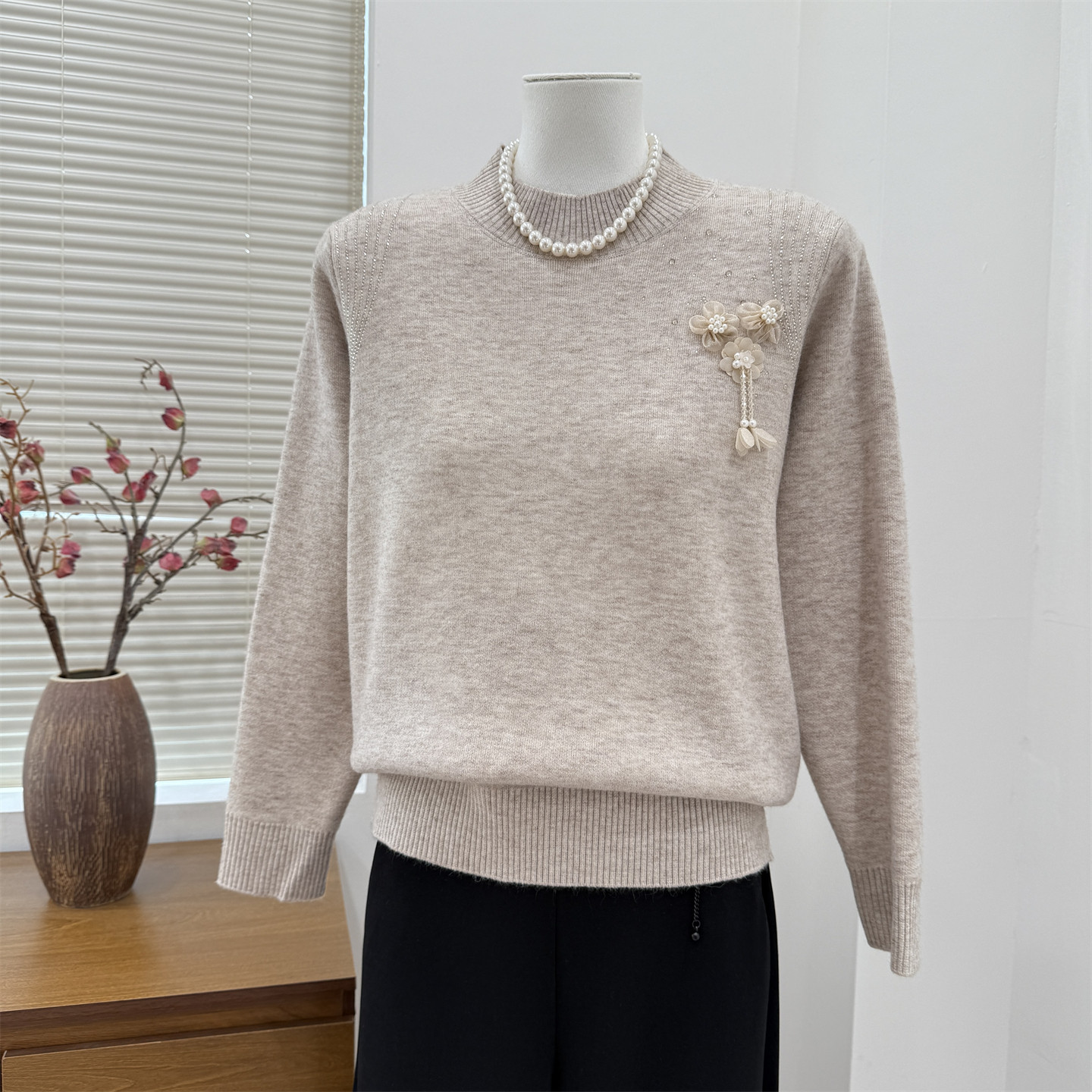 2026新款妈妈冬装半高领一体绒上衣中老年女装加绒保暖毛衣打底衫