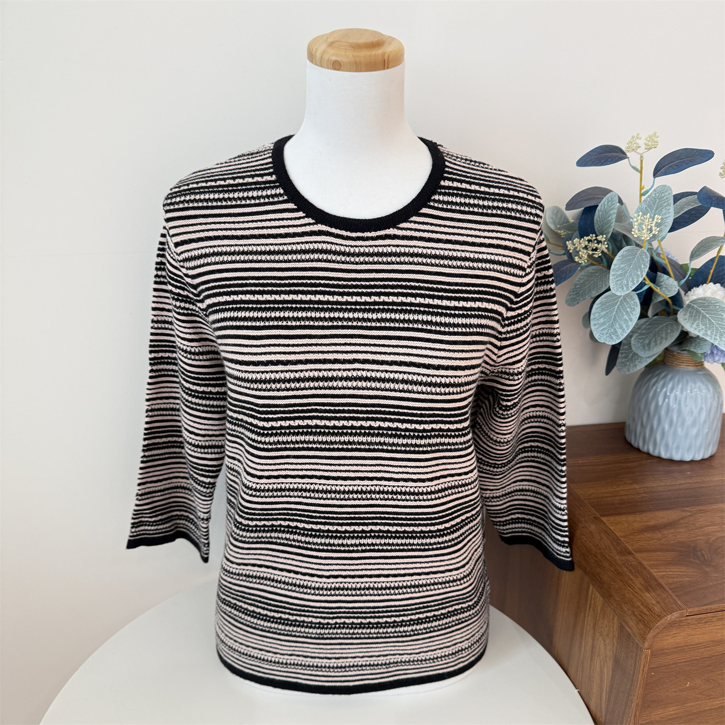 中年妈妈春装针织衫上衣2026新款洋气春秋中老年女装打底条纹毛衣