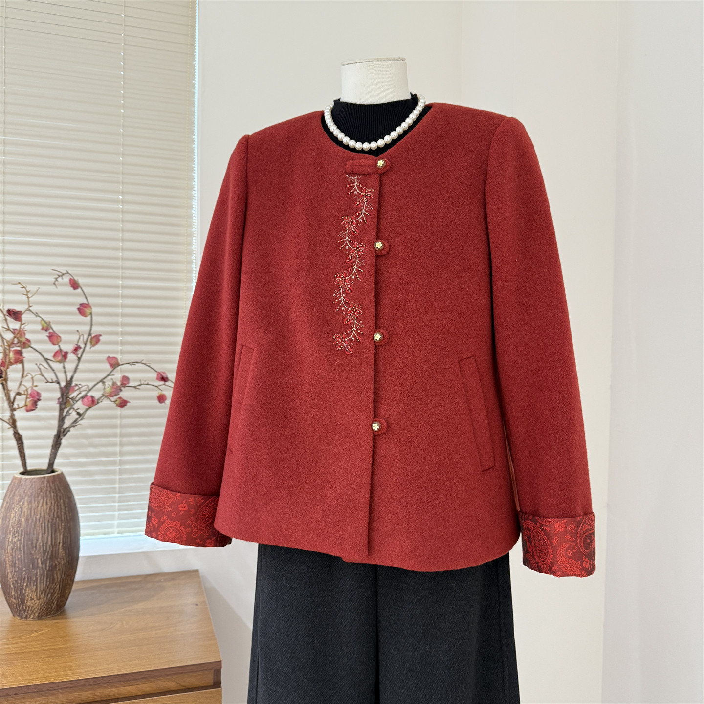 新中式妈妈春装国风外套中老年人婚宴女装阔太太洋气高贵针织上衣