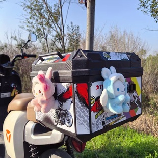三丽鸥库洛米公仔装饰玩偶汽车后备箱摩托电动车头尾部摆件装饰贴