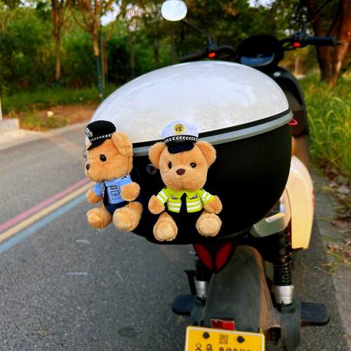 车身贴装饰网红可爱交警小熊挂件