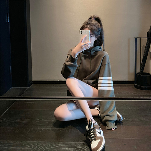 樊樊连帽卫衣秋季新款潮牌慵懒