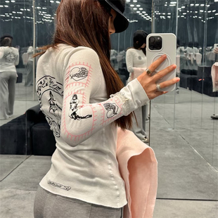 宝剑辣妹印花华夫格长袖T恤女春秋修身显瘦纯欲弹力打底衫上衣潮