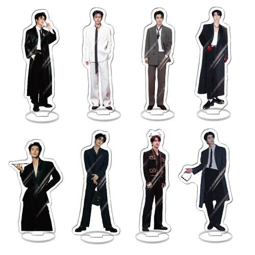 张凌赫周边立牌摆件真人手办