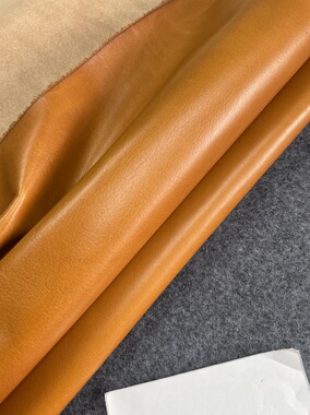 阳光手工diy皮料 意大利进口日落黄植鞣三边直 手感中挺厚度1.2mm