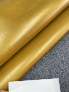 厚度1.1mm 手感略挺 阳光手工diy皮料 意大利进口金色植鞣三边直