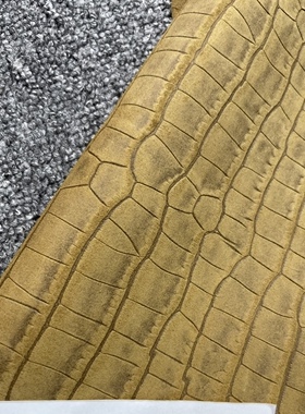 阳光皮料 意大利进口姜黄色鳄鱼纹反绒 手感偏软 厚度1.0mm左右