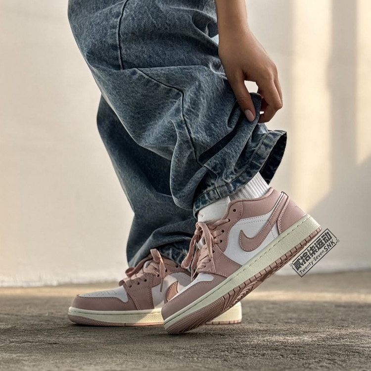 Nike Air Jordan 1 Low AJ1白粉低帮休闲百搭板鞋女款DC0774-162