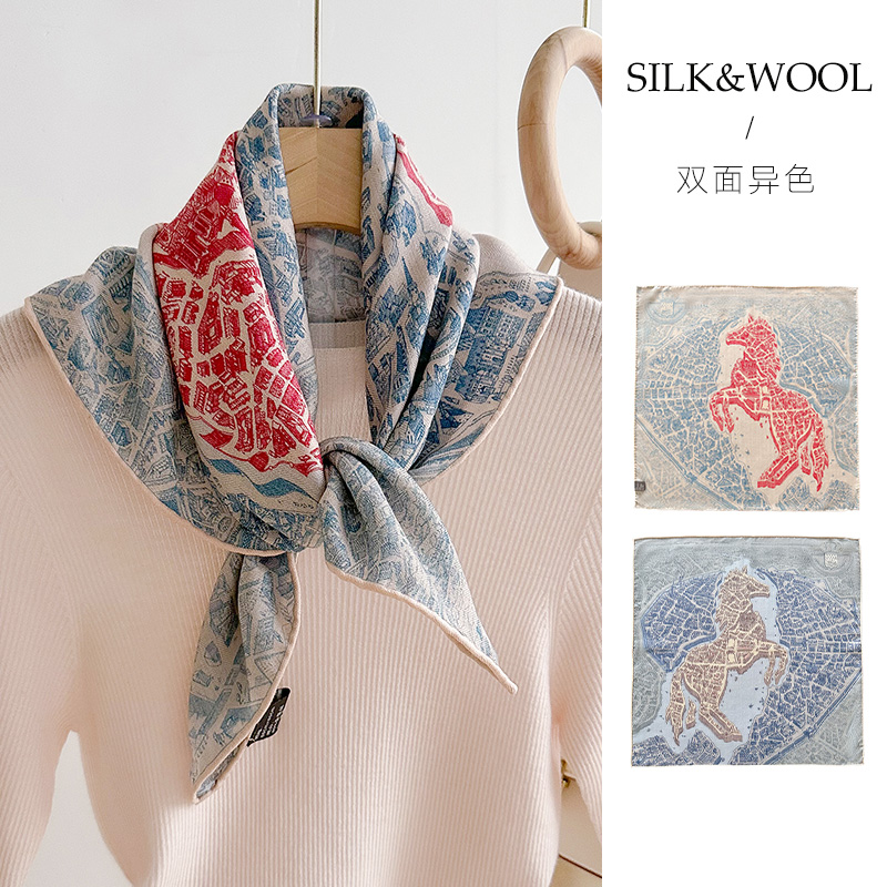 小马真丝羊毛三角围巾女秋冬披肩