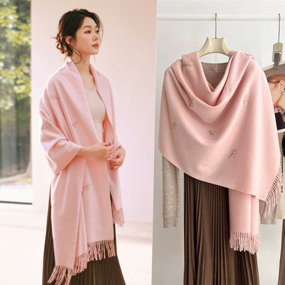 粉色围巾羊绒感披肩围脖妈妈披风