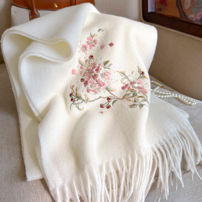 白色羊毛围巾女冬季2025新款围脖