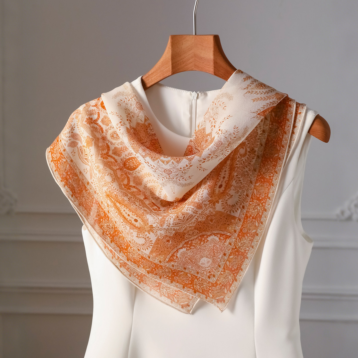 橙色真丝乔其中方巾丝巾搭配衬衫系脖高级感女纱巾护颈小围巾薄款