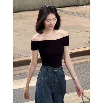 韩系辣妹绝美黑色一字肩上衣女2026年夏季新款短袖T恤设计感小众
