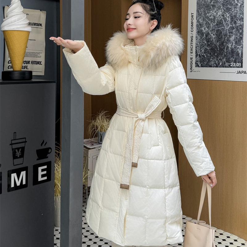 修身显瘦长款大毛领羽绒服女过膝