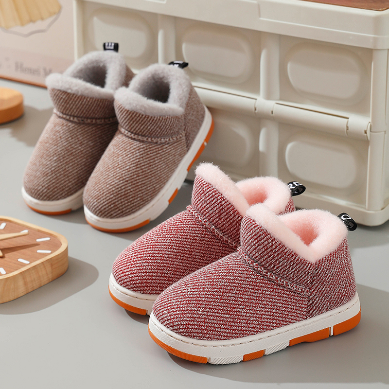 儿童棉鞋3到12岁大童12-18岁平跟亲子时尚大方外穿加绒保暖毛毛鞋