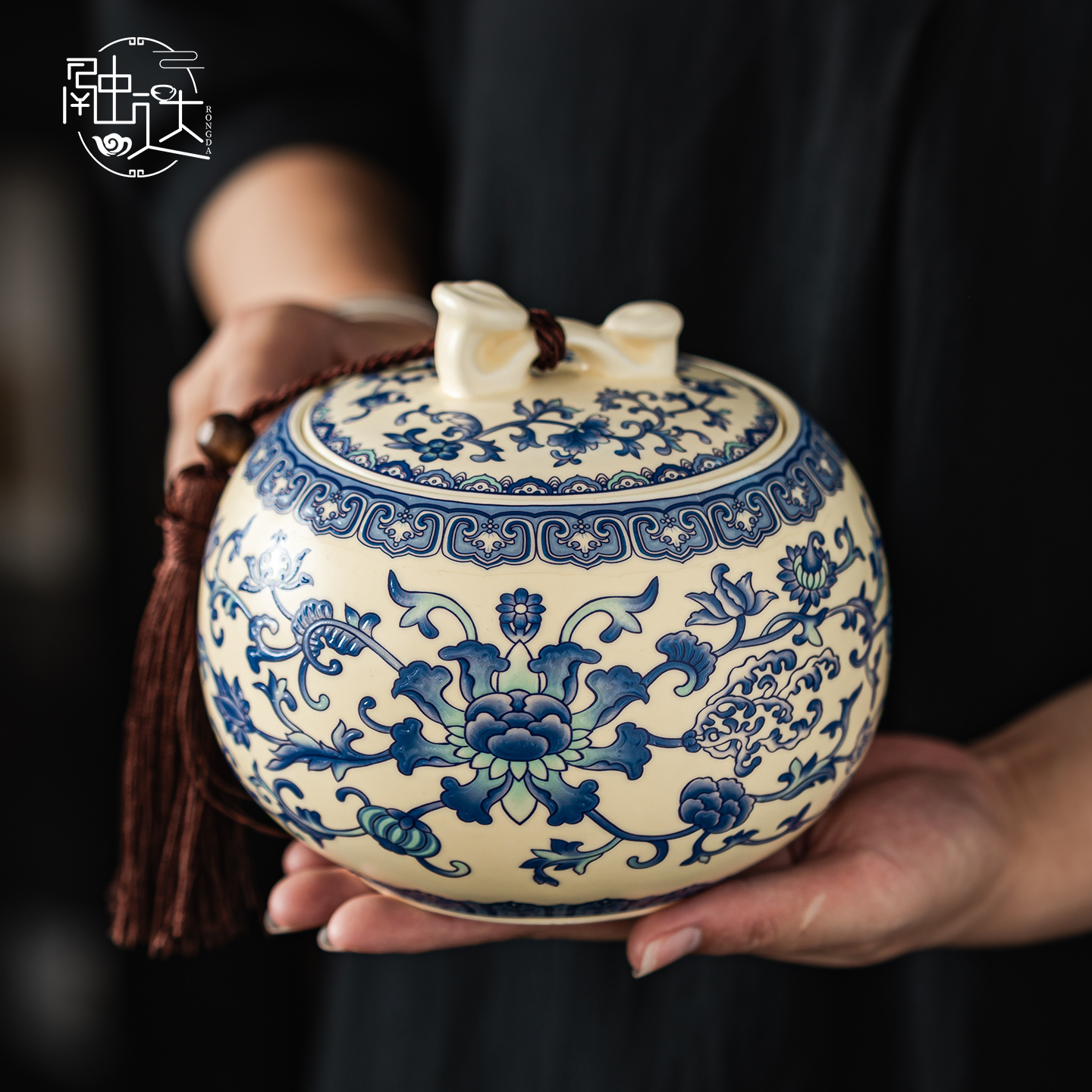 青花陶瓷茶叶罐密封复古家用防潮