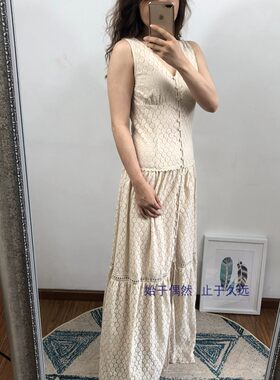 复古时髦 如此优雅 飘飘欲仙 2021春收腰显瘦长款纯色蕾丝连衣裙