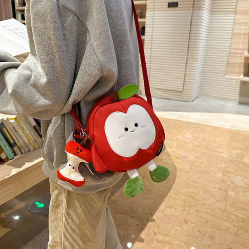 斜挎包女可爱苹果小包日系轻便