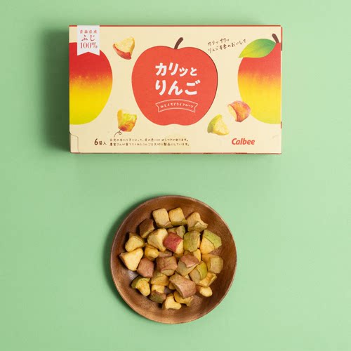 现货日本calbee卡乐比苹果干 富士青森苹果干薯块零食轻井泽特产