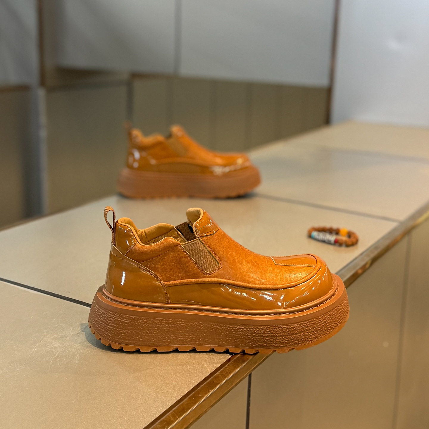 时尚休闲百搭潮款2026年春季新款厚底男士鞋子流行男鞋潮男爆款鞋,流行男鞋,时尚休闲鞋,淘宝优惠券,粉丝福利购,淘宝优惠卷