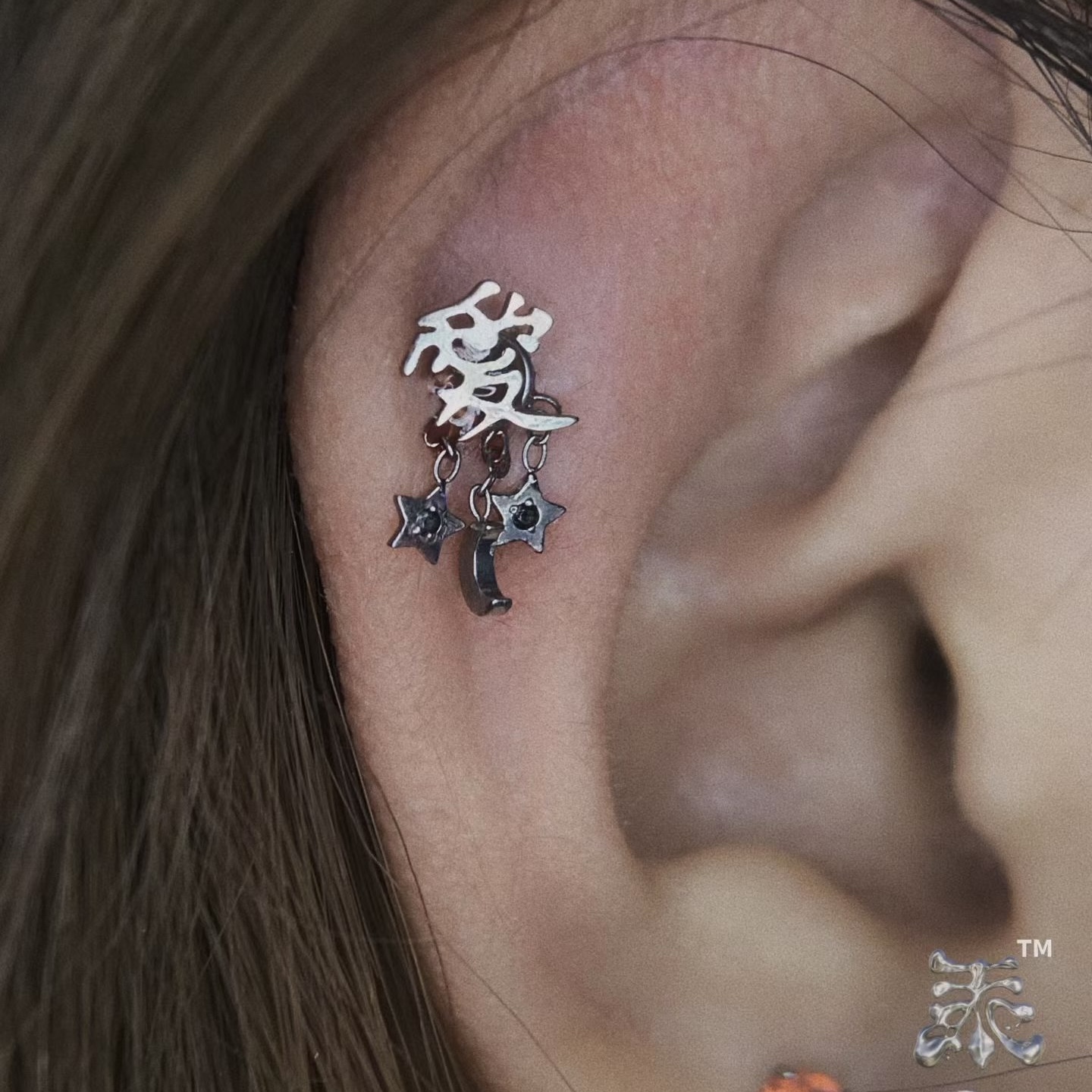 双星半月自由挂坠f136植入级钛合金高抛光防过敏耳骨钉小众搭配件