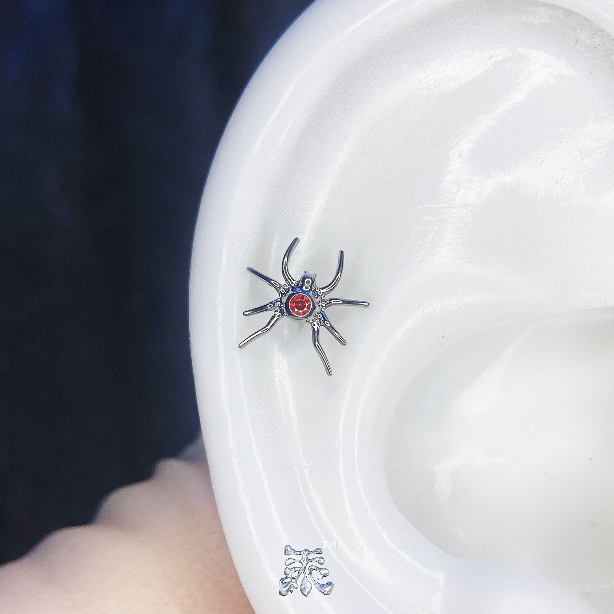 异能猩红蜘蛛耳钉16g钛合金防敏