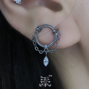 马眼吊坠耳环悬浮耳钉daith鼻中隔16g植入级钛合金防过敏小众设计