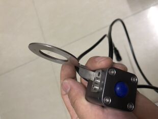 适用黄金争光飞锐前后双按键射灯改装电动摩托车踏板手把开关支架