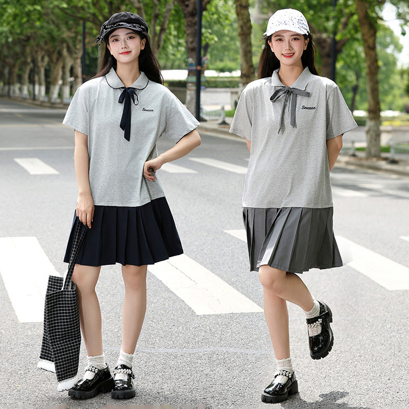 胖女童polo学院风百褶裙