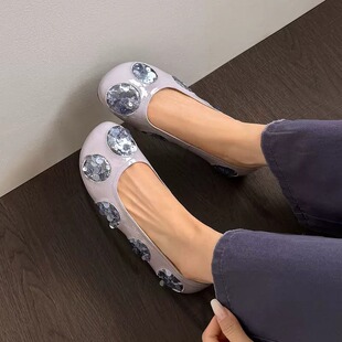 闪闪发光~亮面牛漆皮平底单鞋女早秋新款设计感小众气质ins潮紫色