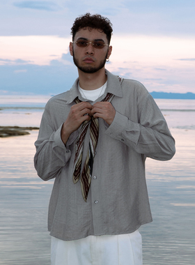 OD/DARKNESS2026夏 条纹泡泡纱肌理轻薄透气慵懒飘逸翻领长袖衬衫