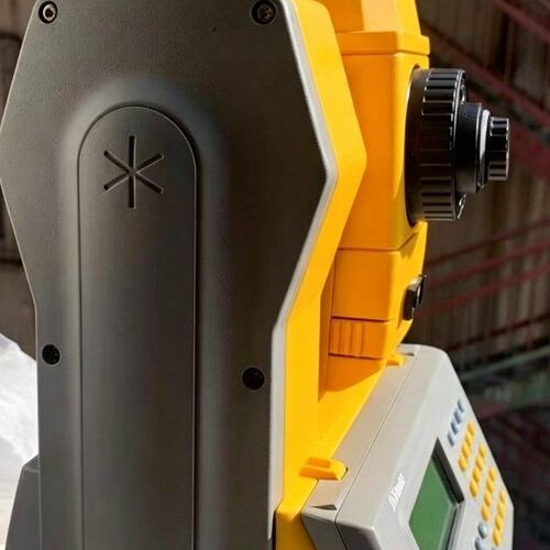 Trimble 天宝5602全站仪，几乎全新，外观很新，功能--议价商品