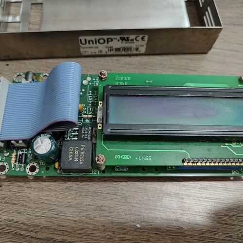 UNIOP屏MD03R-02 实物拍摄--议价商品