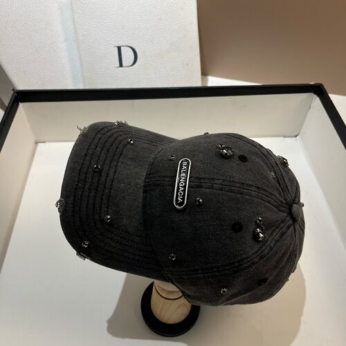 周淇贸易夏季秋季春秋季四季