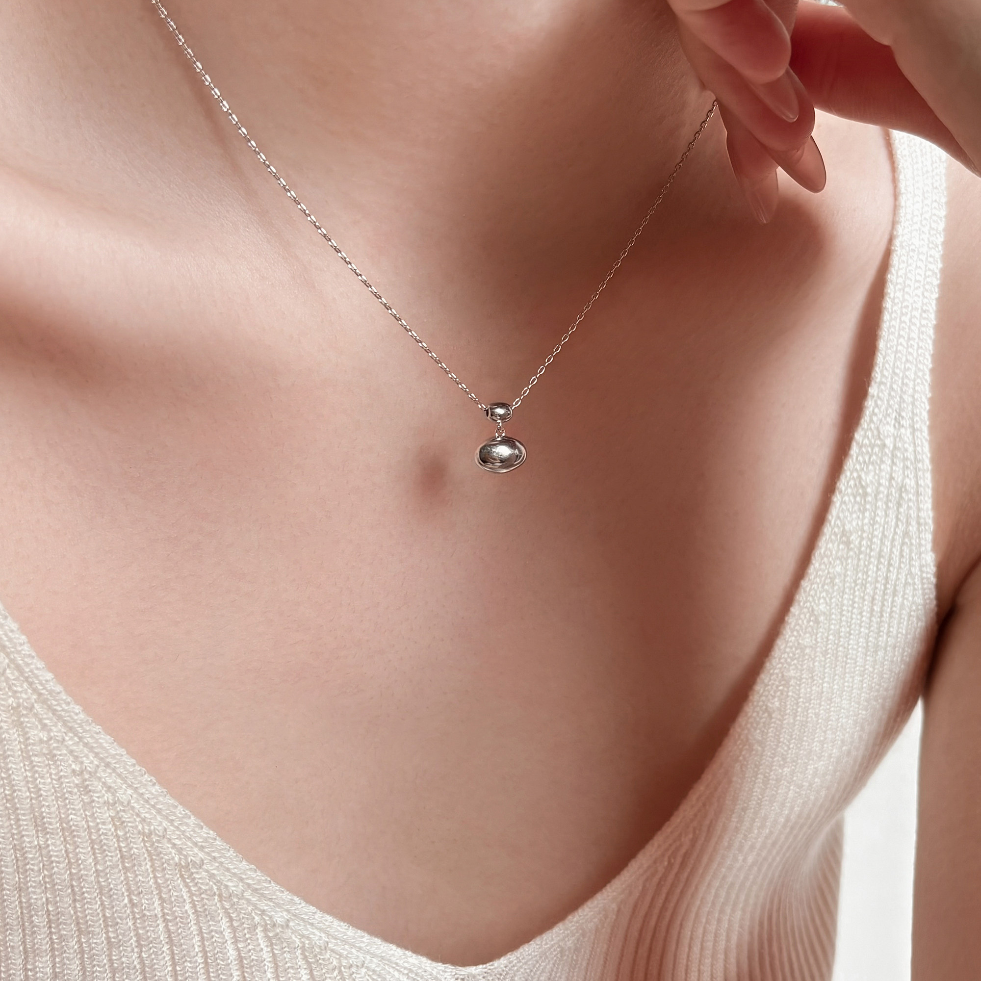 都市街头/法式S925纯银豆豆项链