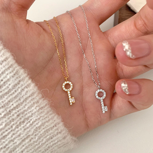 小众设计款 日式 满钻钥匙项链轻奢百搭925银锁骨链礼物 解密 岚屿