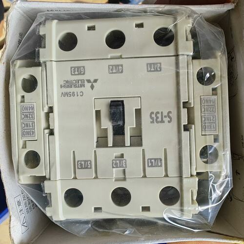 议价交流接触器S-T35ST35ST35S-T35CS-T35NS-T10S-T12S-T20