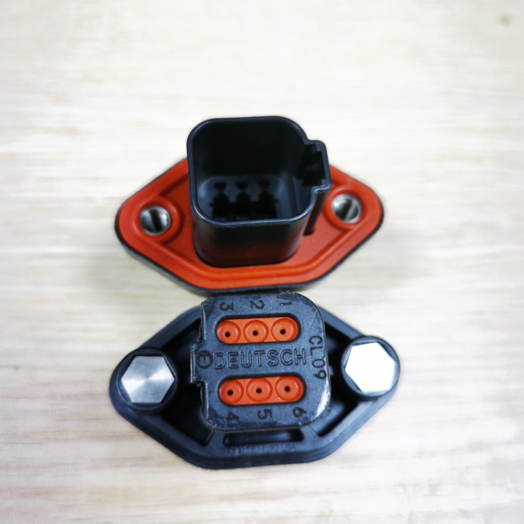 DT04-6P-CL09汽车连接器DEUTSCH