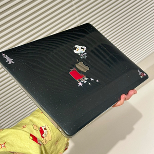 Shesell「星星坠落」MacBook苹果pro保护壳黑满天星air保护套原创插画M1M2防磕碰小众原创设计
