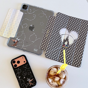 Shesell「米奇魔法」Y折亚克力iPad保护壳无笔槽带搭扣侧吸兼容笔套横竖可调肤感仿皮