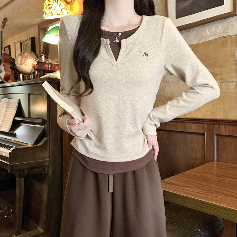 V领长袖假两件拼接女上衣2026春季新款修身显瘦t恤短款内搭打底衫