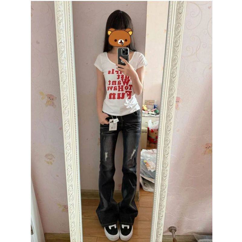 小个子低腰微喇破洞牛仔裤女