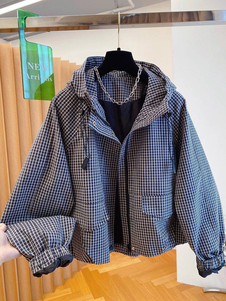 高级感连帽格子外套女2025新款秋季宽松百搭廓形短款防风夹克上衣