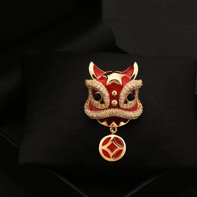 MEILAIFUREN 新款高级感胸花中国年开运送财醒狮胸针红色喜庆别针