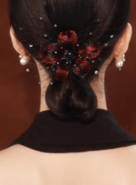 MEILAIFUREN高端定制 红色花朵发夹弹簧夹高级感夹子发饰