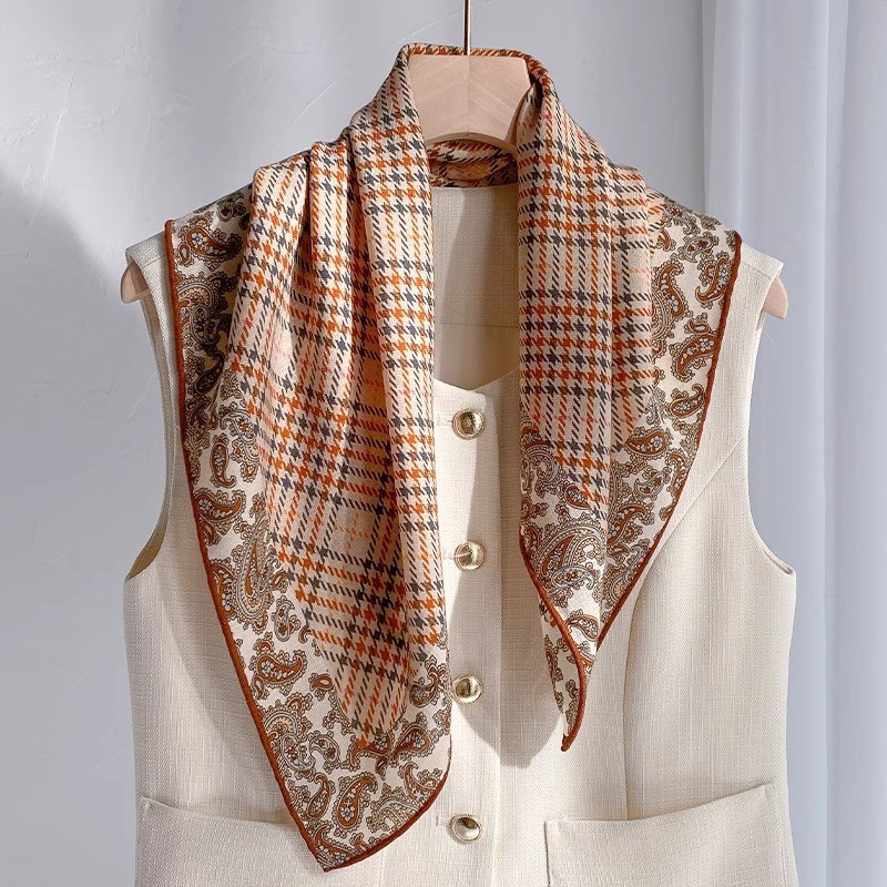 2025人字纹真丝羊毛方巾千鸟格腰果手工卷边装饰领巾百搭丝毛披肩