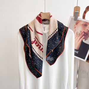 轻奢老钱风气质丝巾2025秋冬季真丝羊毛围巾女高级感丝毛披肩围脖