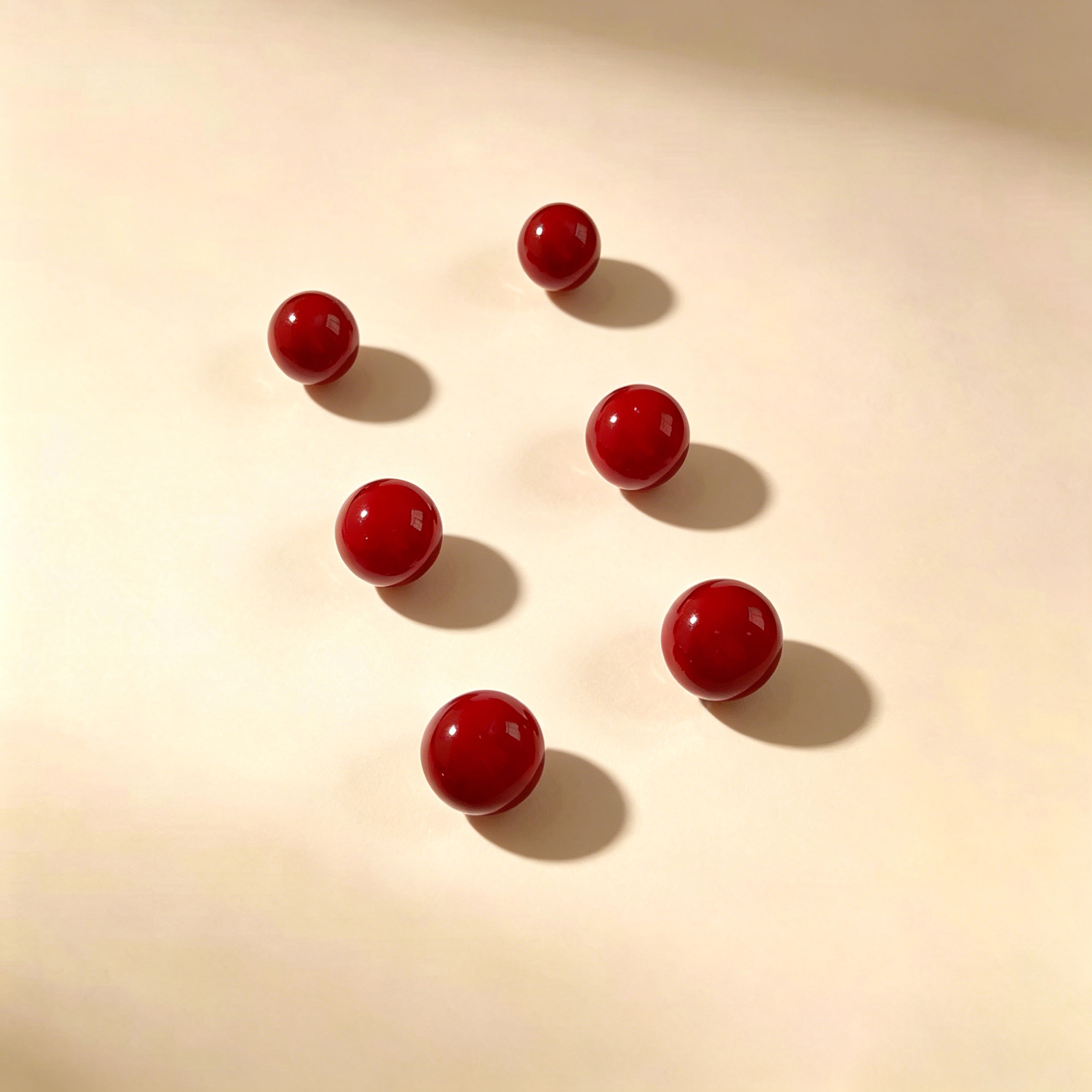 MEILAIFUREN简约百搭红色耳钉